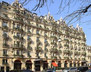 Plaza Athenee Paris